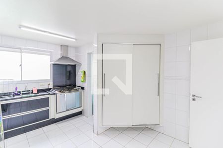Apartamento para alugar com 155m², 3 quartos e 3 vagas Apartamento para alugar com 155m², 3 quartos e 3 vagasCozinha