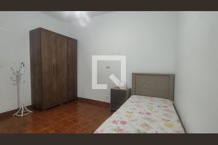 Quarto 1 de casa para alugar com 3 quartos, 2m² em Jardim Miriam, São Paulo