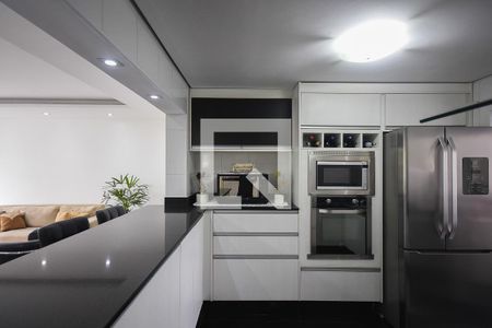 Apartamento à venda com 130m², 2 quartos e 2 vagasCozinha