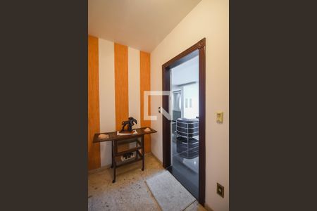 Apartamento à venda com 130m², 2 quartos e 2 vagasHall do Elevador