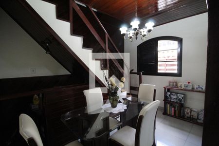 Sala de casa à venda com 3 quartos, 183m² em Taquara, Rio de Janeiro