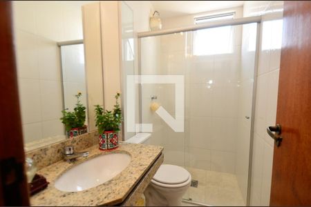Apartamento para alugar com 100m², 3 quartos e 2 vagasBanheiro