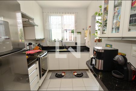 Apartamento para alugar com 100m², 3 quartos e 2 vagasCozinha 