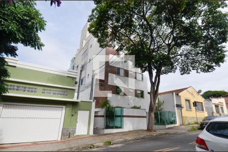 Apartamento para alugar com 100m², 3 quartos e 2 vagasFachada 