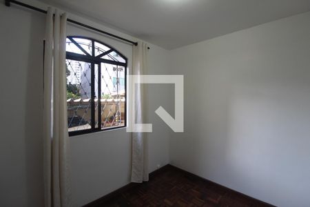 Quarto 1 de apartamento para alugar com 3 quartos, 65m² em Liberdade, Belo Horizonte