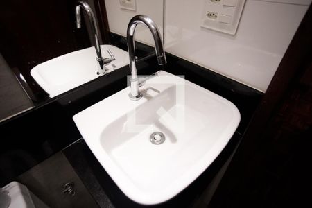 Apartamento para alugar com 65m², 3 quartos e 1 vaga Apartamento para alugar com 65m², 3 quartos e 1 vagaBanheiro