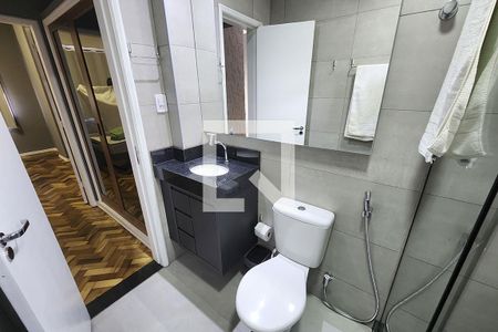 Banheiro de apartamento para alugar com 1 quarto, 43m² em Centro, Rio de Janeiro