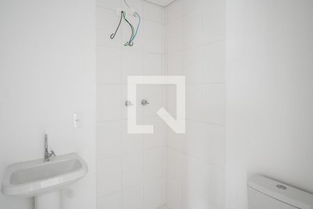 Banheiro de kitnet/studio à venda com 1 quarto, 33m² em Vila Nair, São Paulo
