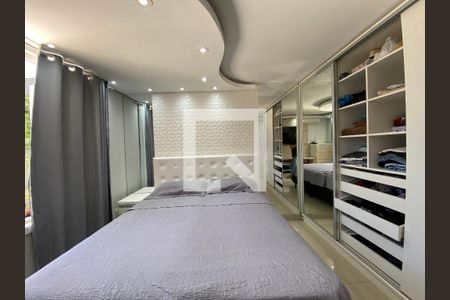 Casa à venda com 400m², 3 quartos e 2 vagas Casa à venda com 400m², 3 quartos e 2 vagasQuarto