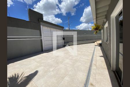 Casa à venda com 400m², 3 quartos e 2 vagas Casa à venda com 400m², 3 quartos e 2 vagasÁrea comum