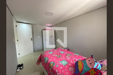 Casa à venda com 400m², 3 quartos e 2 vagas Casa à venda com 400m², 3 quartos e 2 vagasQuarto