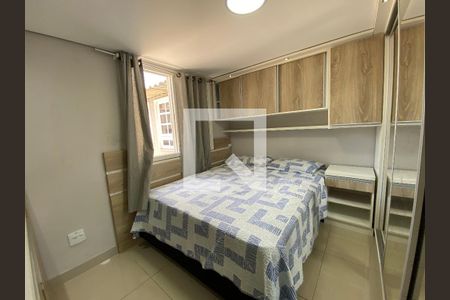 Casa à venda com 400m², 3 quartos e 2 vagas Casa à venda com 400m², 3 quartos e 2 vagasQuarto