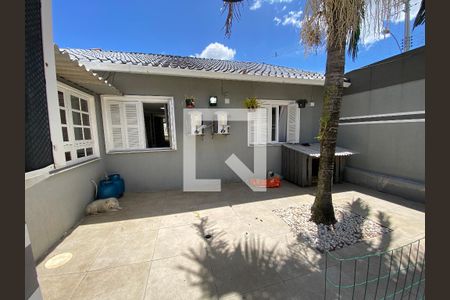 Casa à venda com 400m², 3 quartos e 2 vagas Casa à venda com 400m², 3 quartos e 2 vagasÁrea comum