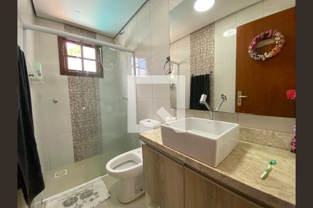 Casa à venda com 400m², 3 quartos e 2 vagas Casa à venda com 400m², 3 quartos e 2 vagasBanheiro Social