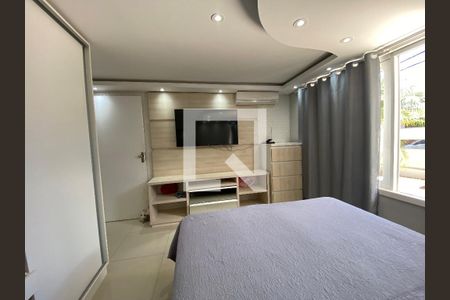 Casa à venda com 400m², 3 quartos e 2 vagas Casa à venda com 400m², 3 quartos e 2 vagasQuarto