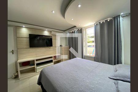 Casa à venda com 400m², 3 quartos e 2 vagas Casa à venda com 400m², 3 quartos e 2 vagasQuarto