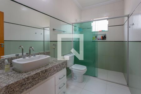 Casa à venda com 258m², 3 quartos e 3 vagasBanheiro
