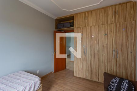 Casa à venda com 258m², 3 quartos e 3 vagasQuarto 2