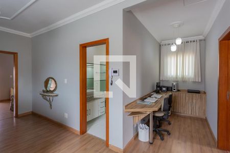Casa à venda com 258m², 3 quartos e 3 vagasCorredor