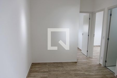 sala de apartamento para alugar com 2 quartos, 43m² em Km 18, Osasco