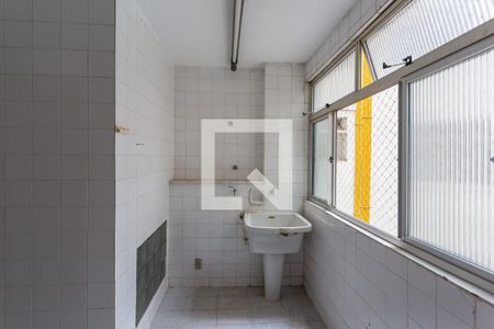 Apartamento à venda com 130m², 3 quartos e 1 vagaÁrea de Serviço