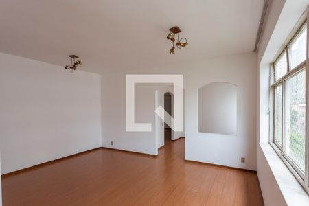 Apartamento à venda com 130m², 3 quartos e 1 vagaSala