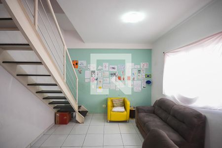 Casa à venda com 150m², 4 quartos e 2 vagasCasa 2 - Sala 1