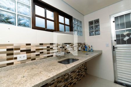 Casa de condomínio à venda com 60m², 2 quartos e 1 vagaCozinha