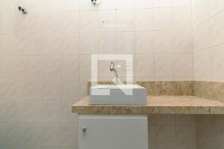 Casa de condomínio à venda com 60m², 2 quartos e 1 vagaLavabo