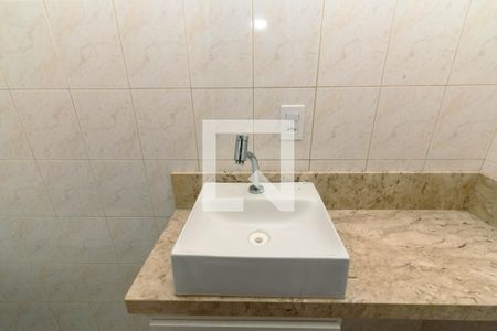 Casa de condomínio à venda com 60m², 2 quartos e 1 vagaLavabo