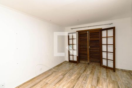 Sala de casa de condomínio à venda com 2 quartos, 60m² em Vila Araguaia, São Paulo