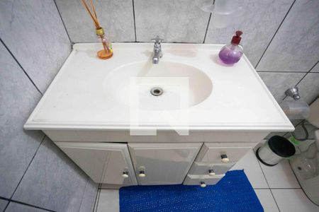 Banheiro Social de casa à venda com 5 quartos, 269m² em Taboão, Diadema