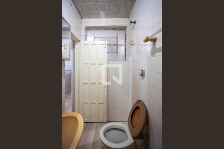 Casa à venda com 269m², 5 quartos e 2 vagasBanheiro Casa 2