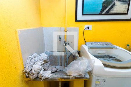 Casa à venda com 78m², 3 quartos e 1 vaga Casa à venda com 78m², 3 quartos e 1 vagaÁrea de serviço