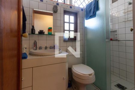 Casa à venda com 220m², 4 quartos e 2 vagasEdicula