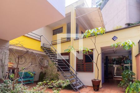Casa à venda com 220m², 4 quartos e 2 vagasEdicula