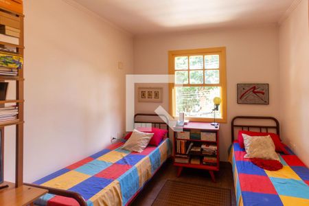 Casa à venda com 220m², 4 quartos e 2 vagasQuarto 2