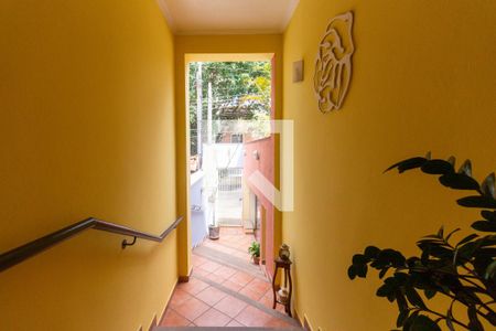 Casa à venda com 220m², 4 quartos e 2 vagasEntrada