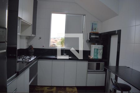 Apartamento para alugar com 160m², 3 quartos e 2 vagasCozinha