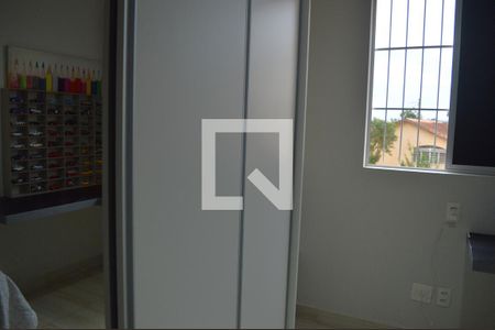 Apartamento para alugar com 160m², 3 quartos e 2 vagasQuarto 2 - Armários