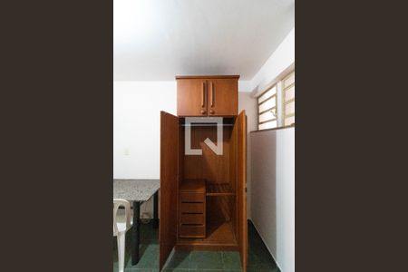 Armário de kitnet/studio para alugar com 1 quarto, 30m² em Cidade Universitária, Campinas
