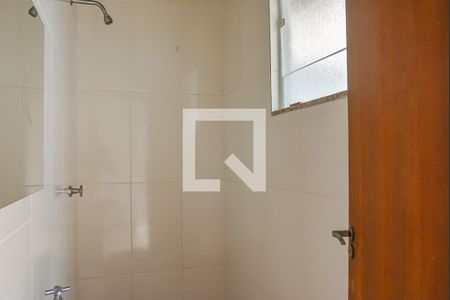 Casa à venda com 248m², 4 quartos e 4 vagasBanheiro de serviço