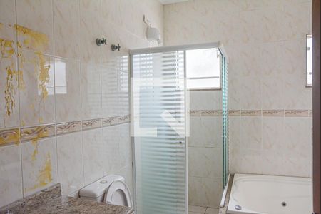 Casa à venda com 248m², 4 quartos e 4 vagasBanheiro da Suíte 3