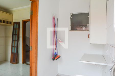 Casa à venda com 248m², 4 quartos e 4 vagasÁrea de Serviço