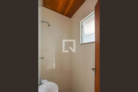 Casa à venda com 248m², 4 quartos e 4 vagasBanheiro de serviço