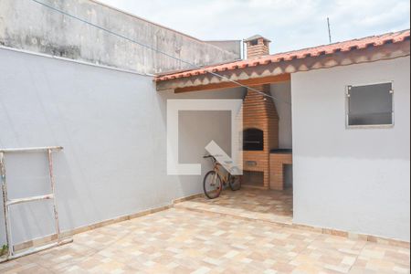 Casa à venda com 248m², 4 quartos e 4 vagasQuintal