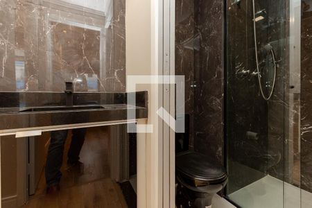Banheiro de apartamento para alugar com 1 quarto, 37m² em Cidade Monções, São Paulo