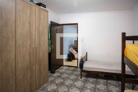 Quarto 1 de casa à venda com 7 quartos, 250m² em Taboão, Diadema