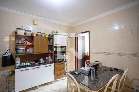 Casa à venda com 250m², 7 quartos e 2 vagasCozinha