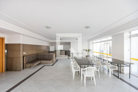 Apartamento para alugar com 34m², 1 quarto e sem vaga Apartamento para alugar com 34m², 1 quarto e sem vagaÁrea comum - Salão de festas